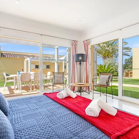 Vila La Quinta By Menorca Vacations Es Canutells