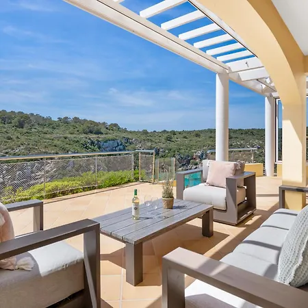 Villa La Quinta By Menorca Vacations