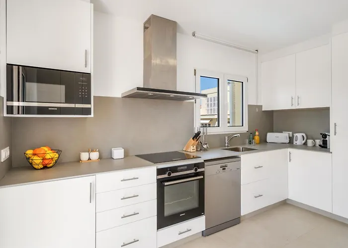 La Quinta By Menorca Vacations Villa *